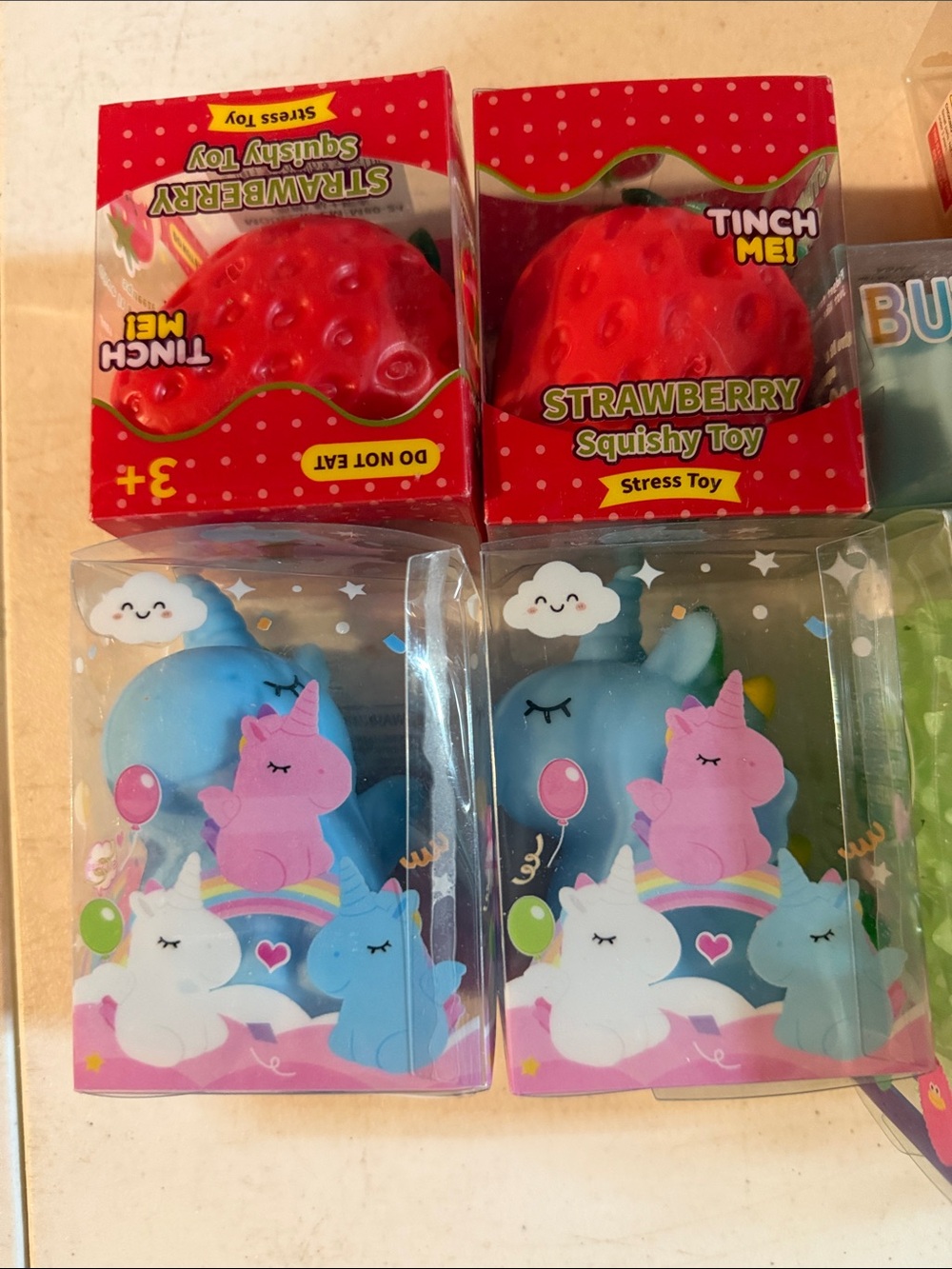 Crunchy squishy bundle - Picture 2 of 3